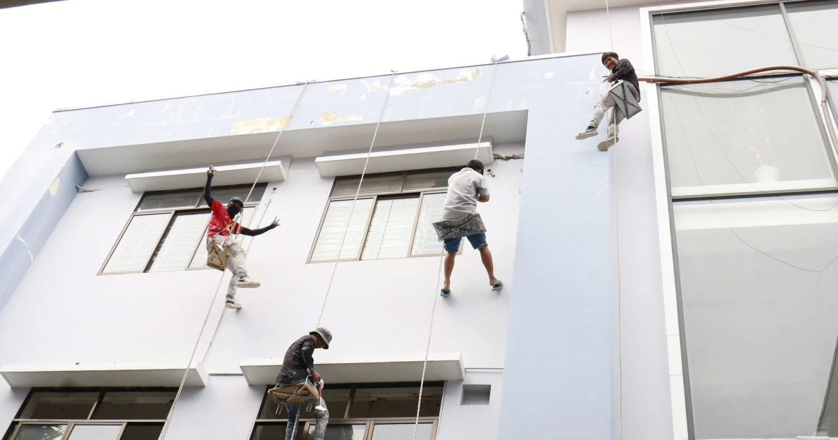 Gấp rút cải tạo trụ sở UBND quận 12 cũ thành trường liên cấp Lê Thị Riêng