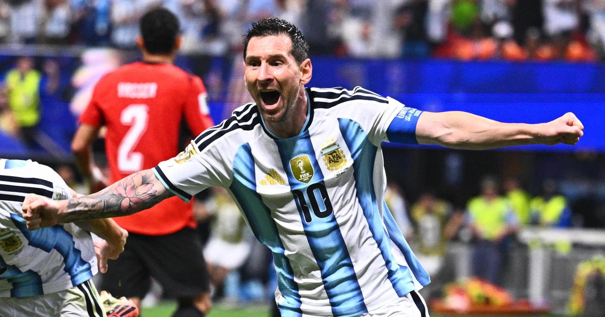 Messi và Bellingham: Cuộc đấu của hai số 10 định đoạt vé vào chung kết World Cup