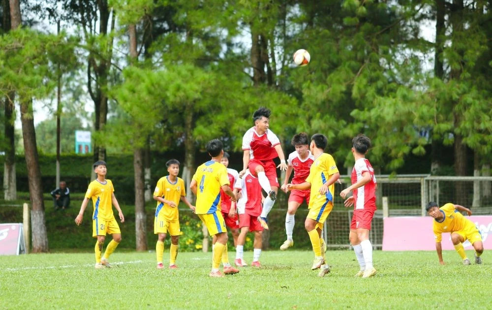 Hà Nội đại thắng, Đồng Nai tạo bất ngờ ở lượt trận mở màn giải U17 Quốc gia 2026