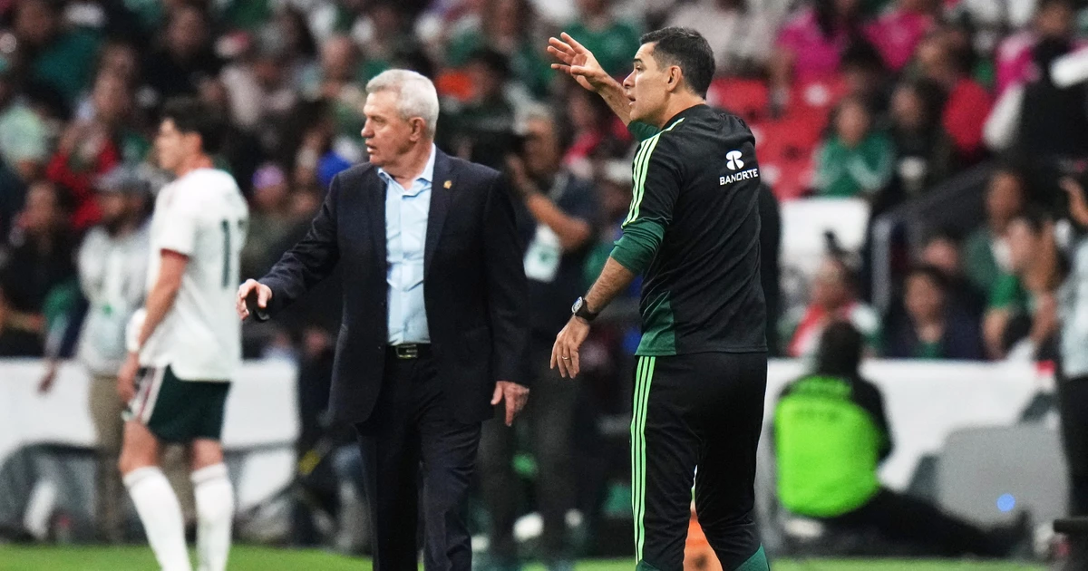 Mexico có tân thuyền trưởng sau nỗi buồn World Cup