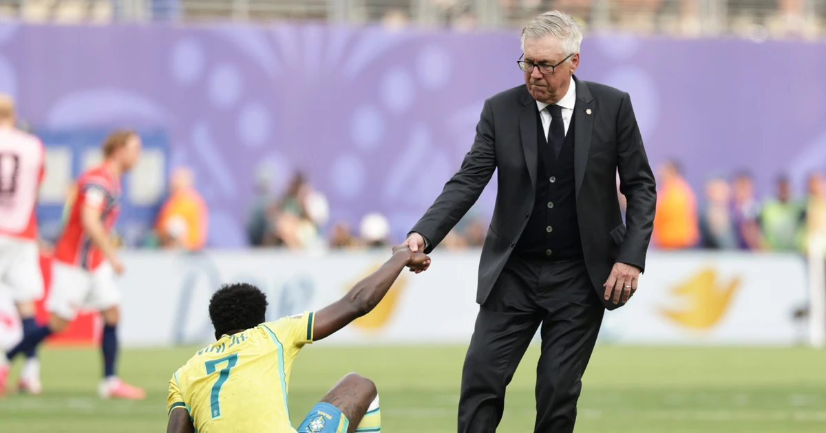 HLV Ancelotti: 'Brazil không thể sống mãi bằng hào quang cũ'