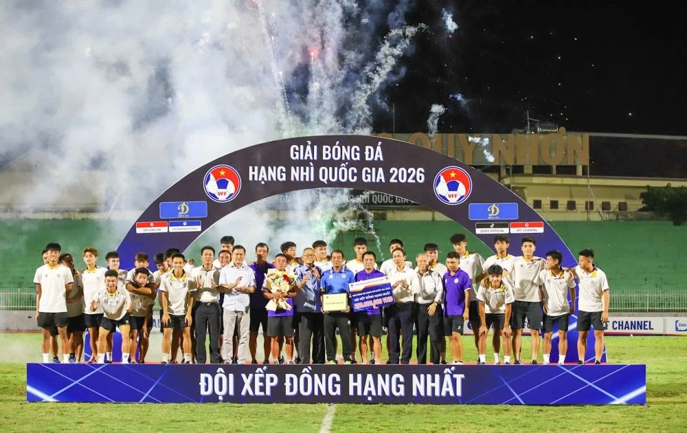 VCK Giải hạng Nhì quốc gia 2026: Trẻ Hà Nội và Huế đồng hạng Nhất, giành quyền thăng hạng