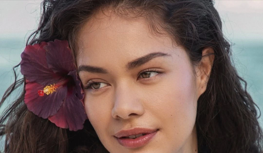 Người mẫu cao 1,82 m đăng quang Hoa hậu Pháp