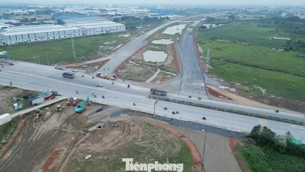 Đường song hành Vành đai 4 nguy cơ vỡ tiến độ: Yêu cầu chấm dứt hợp đồng với nhà thầu yếu