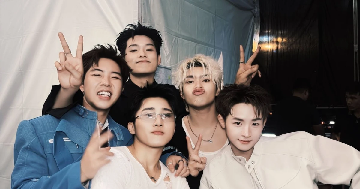 Nhà Hẻm hội tụ tại fan meeting Mason Nguyễn, Cổ Đông tặng quà cực đỉnh