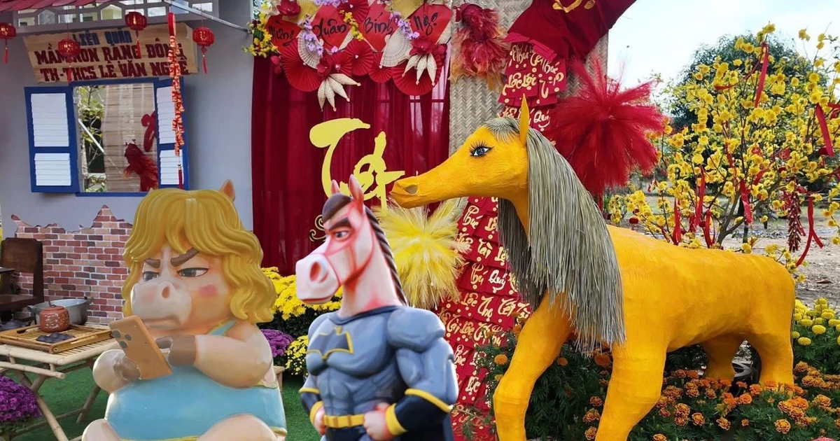 Soi lý do dàn "chiến mã" Tết Bính Ngọ lộ diện muộn: Mải nối mi, bận dỗi chồng