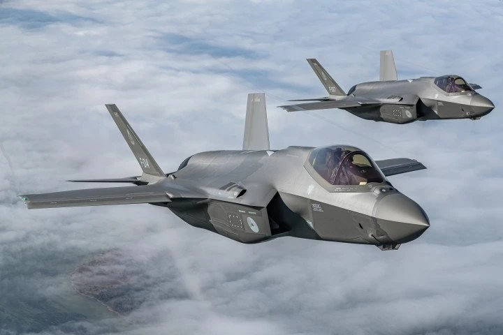 Vật thể lạ xâm nhập không phận, Hà Lan điều động tiêm kích tàng hình F-35 xuất kích