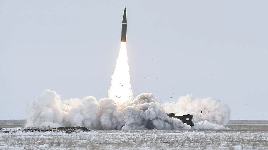 Ukraine rung chuyển trước hàng loạt tên lửa và UAV Nga