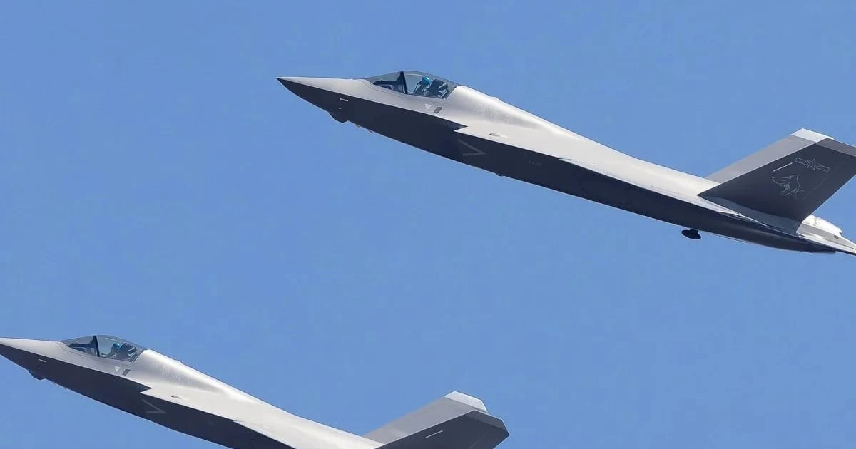 Tiêm kích tàng hình J-35 của Trung Quốc sẵn sàng hoạt động trên tàu sân bay?