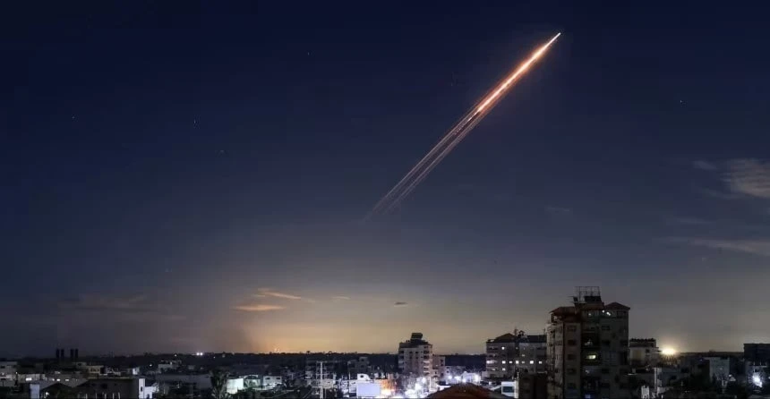 Các nước Vùng Vịnh tuyên bố đánh chặn hàng trăm tên lửa và UAV của Iran