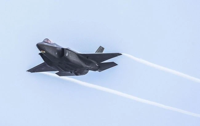 Tiêm kích F-35 phóng tên lửa hàng trăm nghìn USD để chặn UAV trên không phận Ba Lan