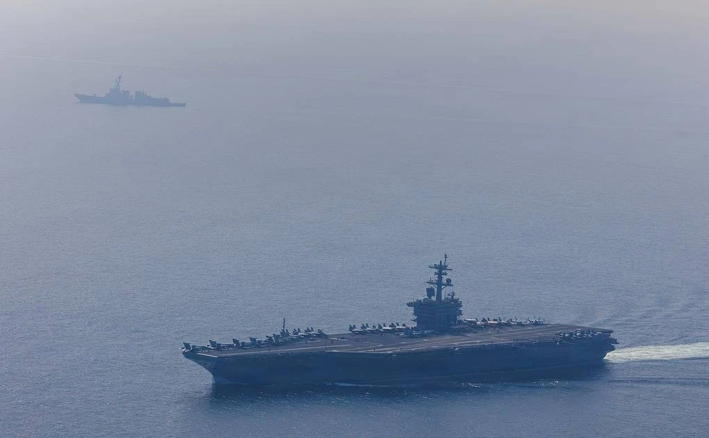 Mỹ điều 10.000 binh sĩ, hàng chục máy bay, tàu chiến phong toả eo biển Hormuz