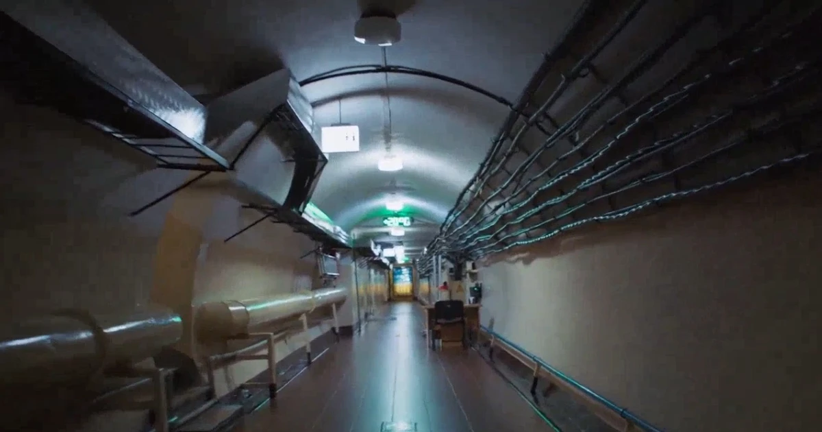 Tổng thống Zelensky hé lộ hầm trú ẩn bí mật bên dưới văn phòng tổng thống Ukraine