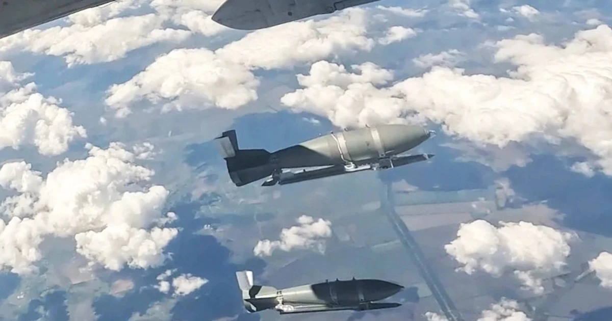 Tình báo Ukraine nói Nga phát triển bom dẫn đường có tầm hoạt động 400 km