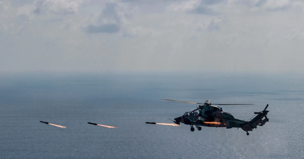 Úc cân nhắc gửi hàng chục vũ khí 'săn lùng' UAV cho Ukraine