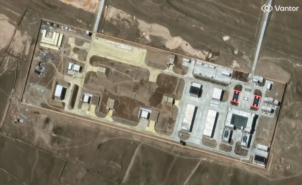 Ảnh vệ tinh tiết lộ Trung Quốc mở rộng căn cứ phòng không