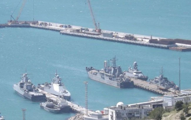Ukraine tập kích nhiều tàu chiến Nga ở Novorossiysk