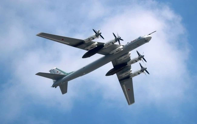 Ukraine phá huỷ máy bay ném bom Tu-95 của Nga?