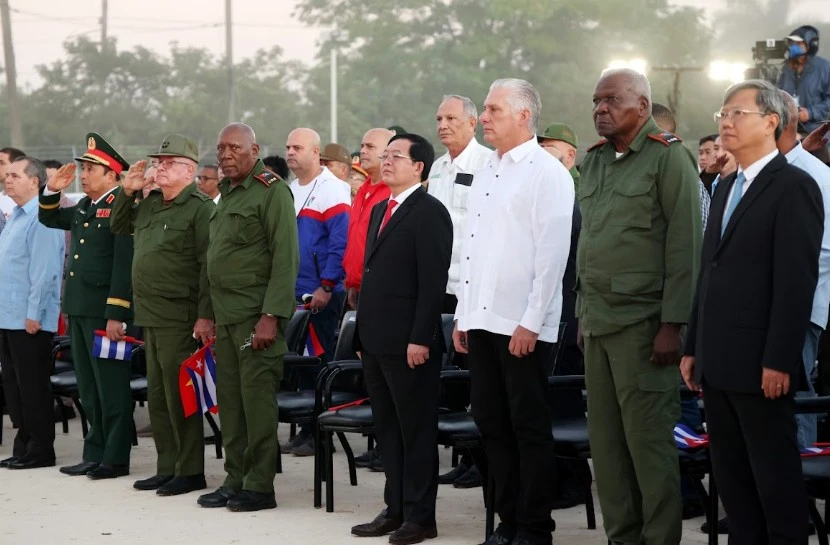 Chủ tịch nước Cuba xúc động trước tình cảm đặc biệt của Việt Nam