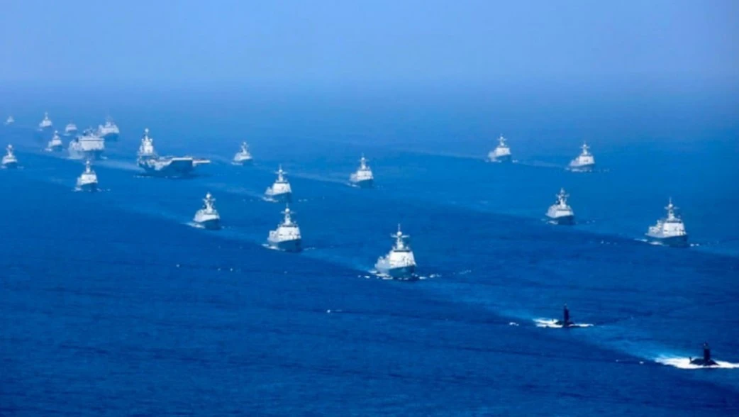 Nhật Bản lo ngại thông tin Trung Quốc triển khai hàng trăm tàu quân sự