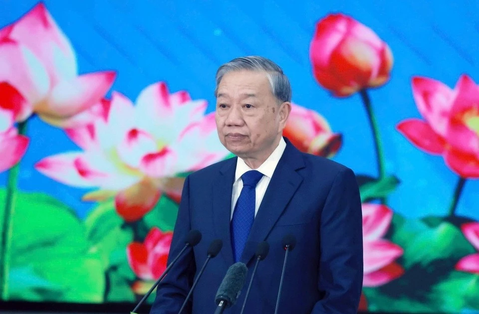 Quan hệ Việt - Lào: 'Muốn tồn tại và phát triển thì phải đứng bên nhau'