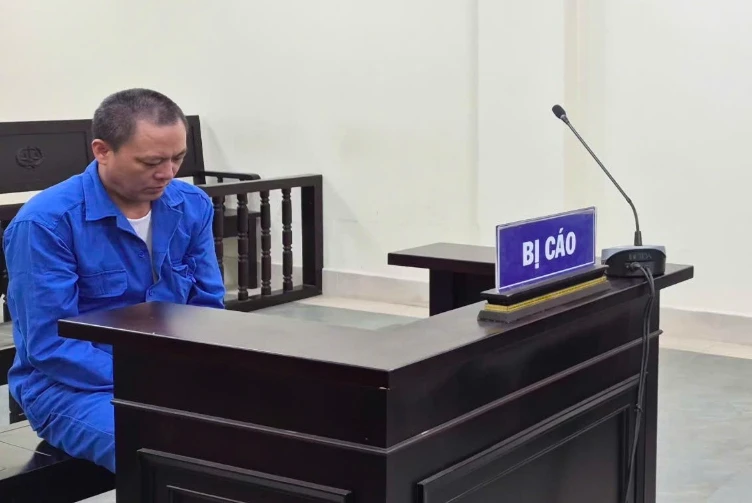 Đánh chết người vì bị chê không có tiền