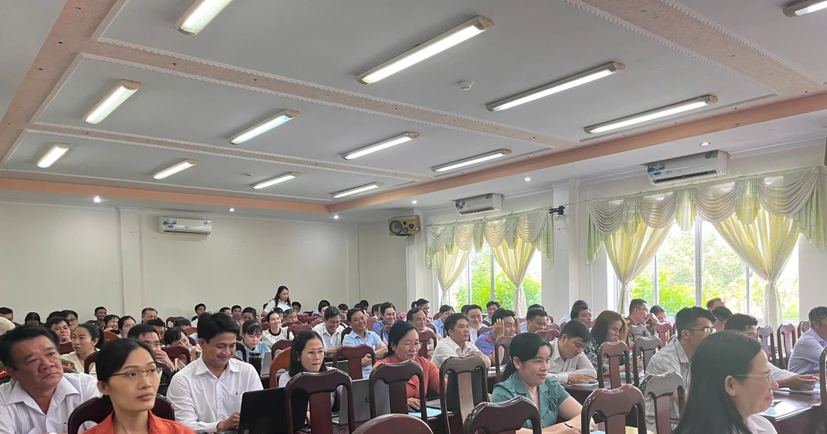 Tập huấn nâng cao kiến thức trợ giúp pháp lý cho người tiến hành tố tụng, công chức cấp xã ở Cần Thơ
