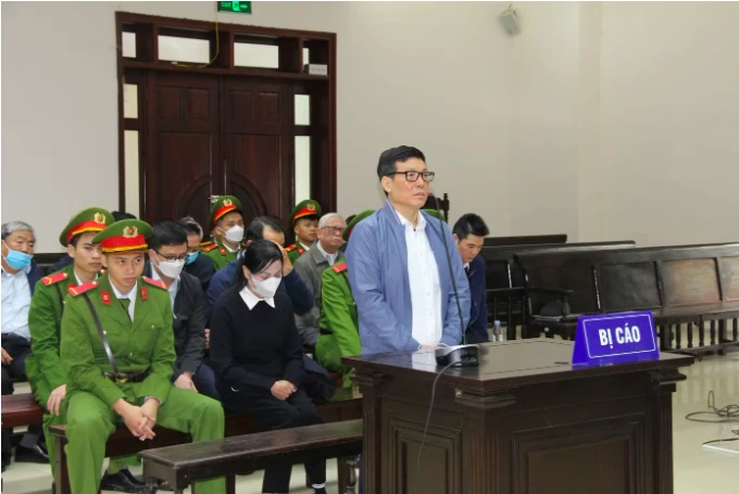 Cựu Chủ tịch tỉnh Vĩnh Phúc Lê Duy Thành được trả lại 21 tỷ đồng và 300.000 USD