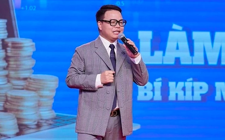 Vợ chồng Mr Hunter Lê Khắc Ngọ kéo người thân vào đường dây lừa đảo