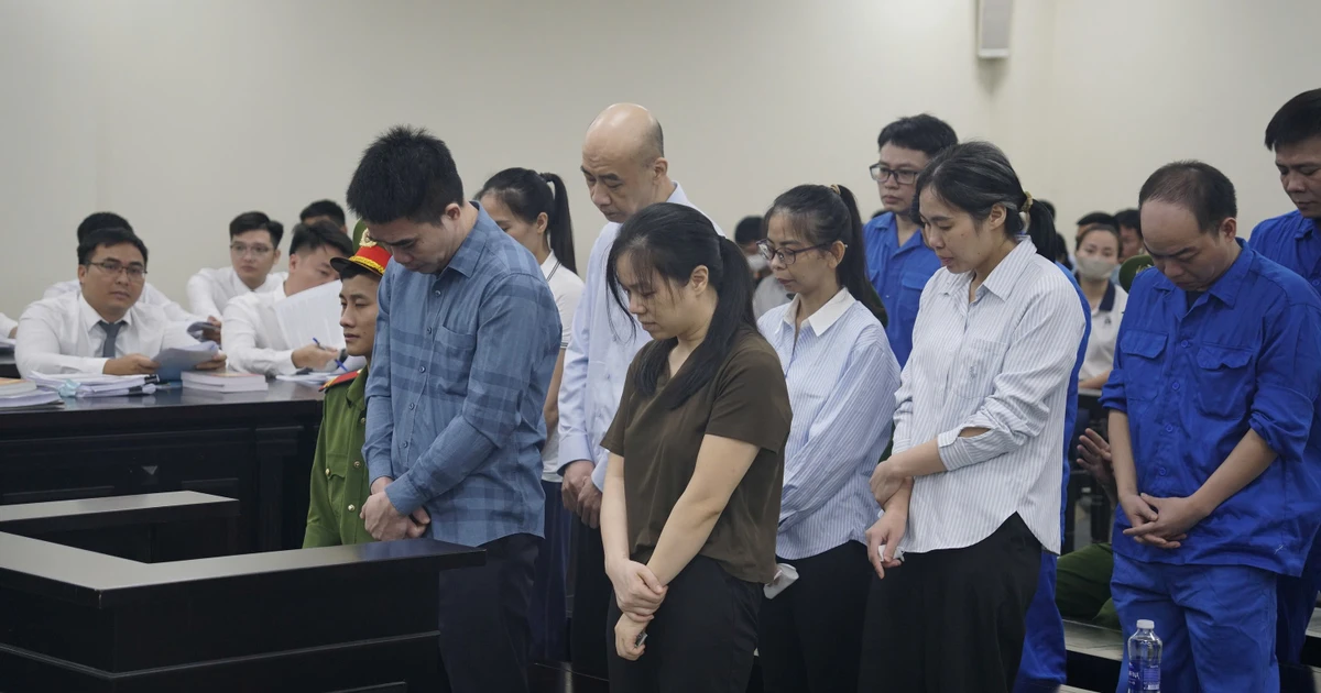 Cựu Cục phó Hải quan nhờ cấp dưới 'đóng giả' doanh nghiệp đi hối lộ