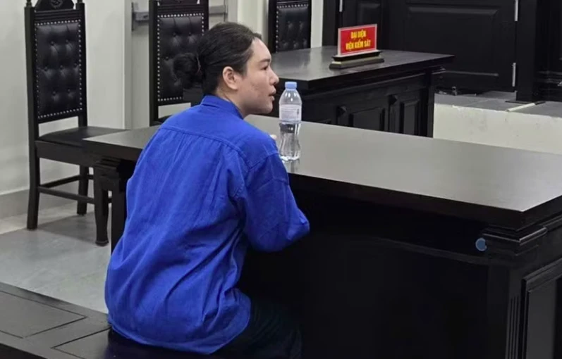 Cô gái trẻ lĩnh 13 năm tù vì tham gia đường dây lừa đảo ‘chạy án’