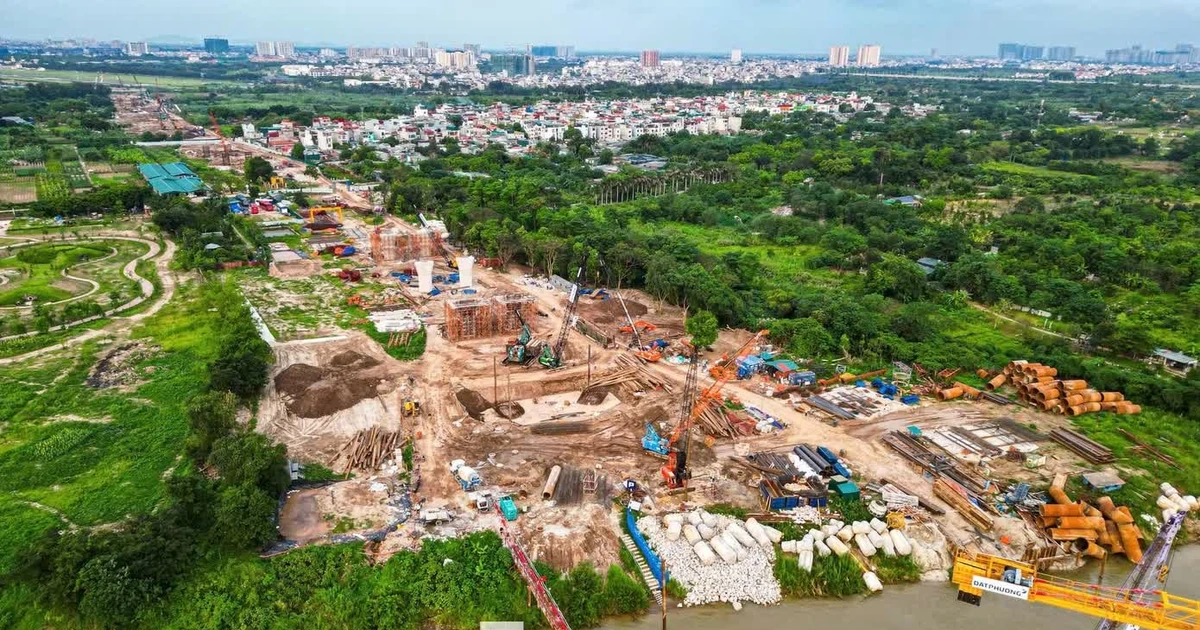 Hà Nội thông tin về tiến độ GPMB 9 dự án cầu vượt sông Hồng và sông Đuống