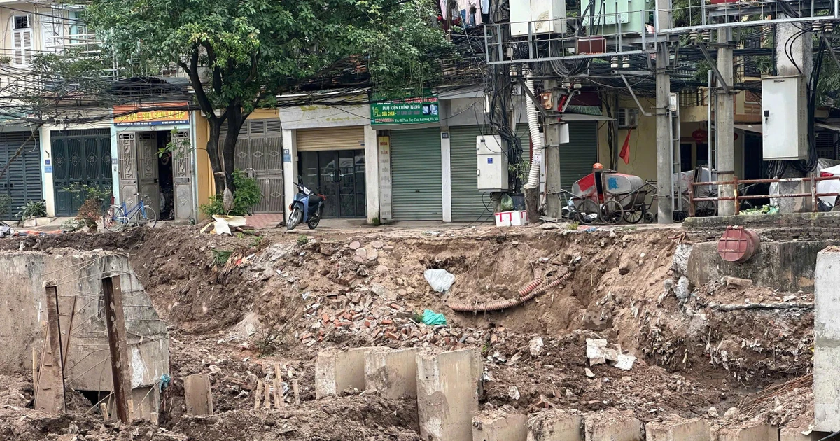 Chốt hạn xử lý ô nhiễm, vi phạm trật tự xây dựng tại kênh La Khê