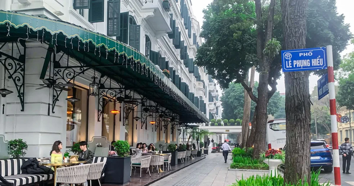 Hà Nội: Phí thuê vỉa hè lòng đường cao nhất gần 400 ngàn đồng/m2