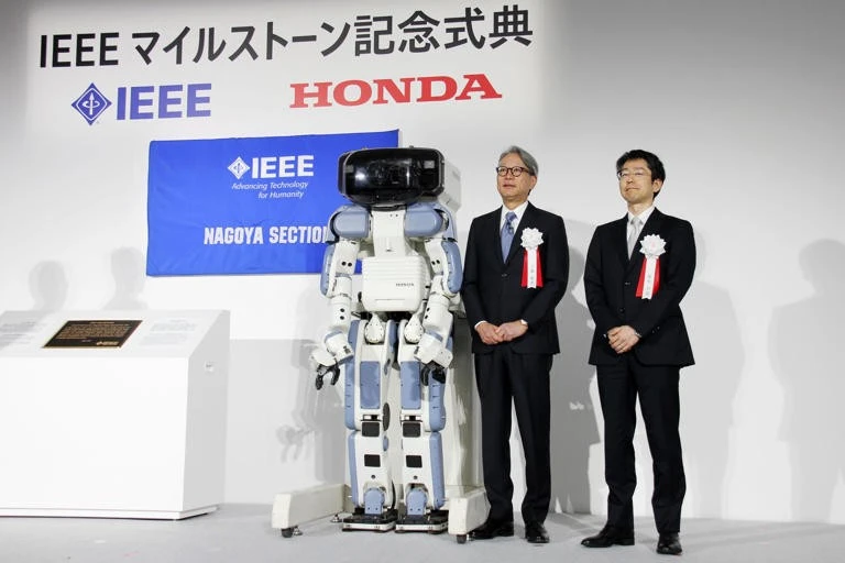 Robot hình người P2 của Honda được vinh danh về khả năng di chuyển 'mượt mà' nhất thế giới