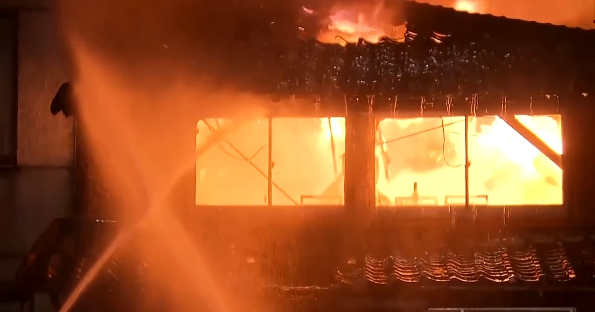 Đám cháy lớn nhất trong 50 năm, thiêu rụi 170 ngôi nhà ở Nhật Bản