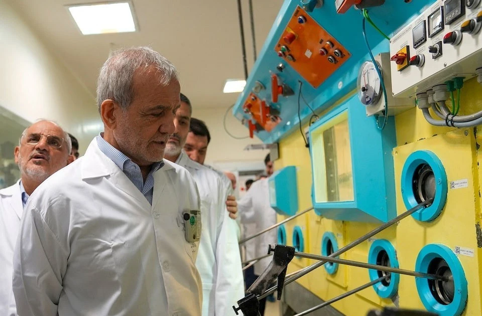 Iran tuyên bố sẽ tái thiết các cơ sở hạt nhân