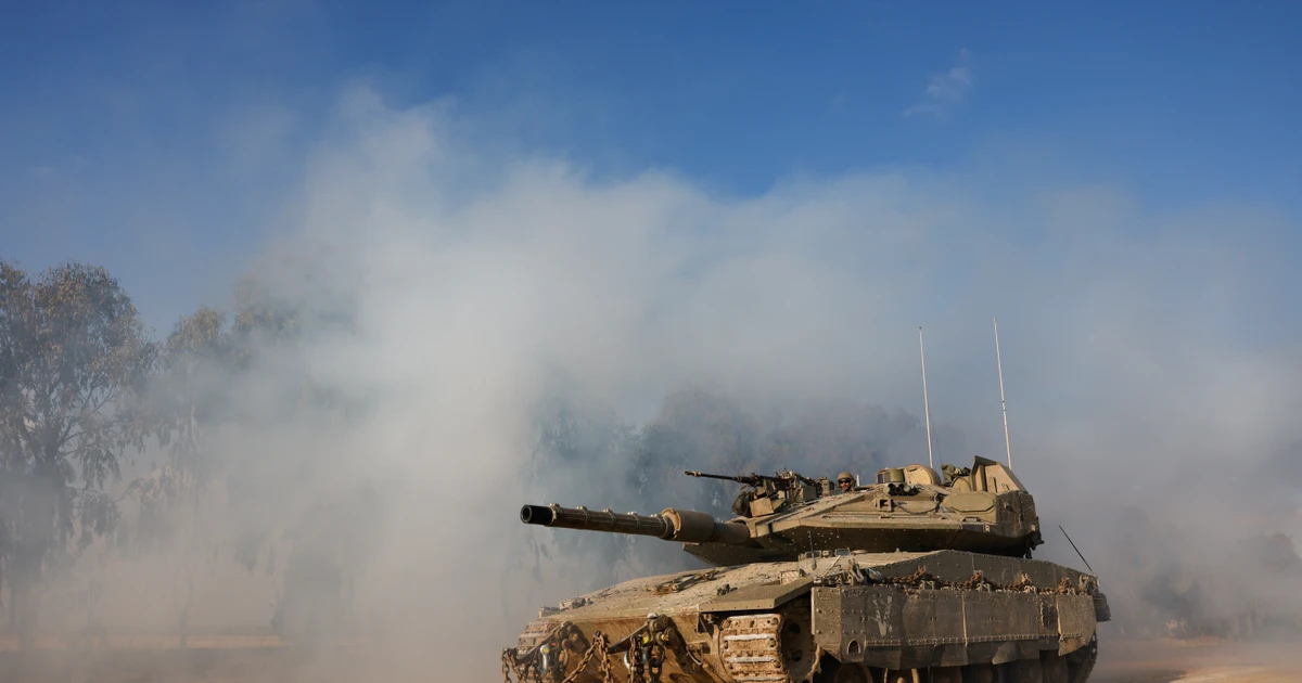 Giao tranh bùng phát trở lại, quân đội Israel tấn công Dải Gaza