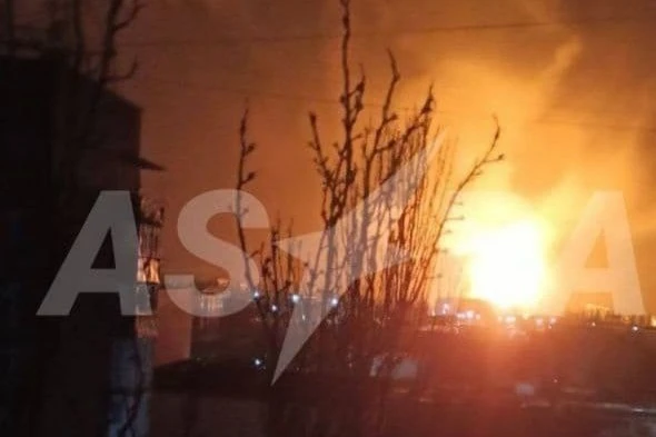 Nga - Ukraine tiếp tục tấn công qua lại trong lúc đàm phán hòa bình