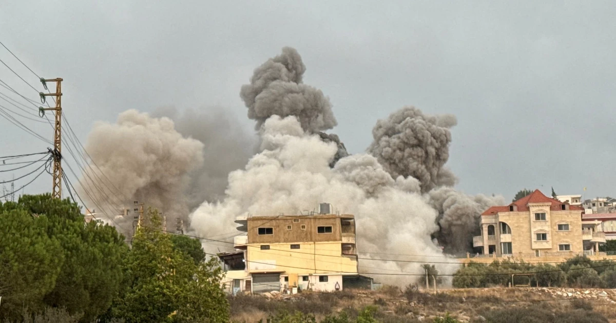 Israel bất ngờ không kích miền nam Li-băng, tuyên bố nhắm vào Hezbollah