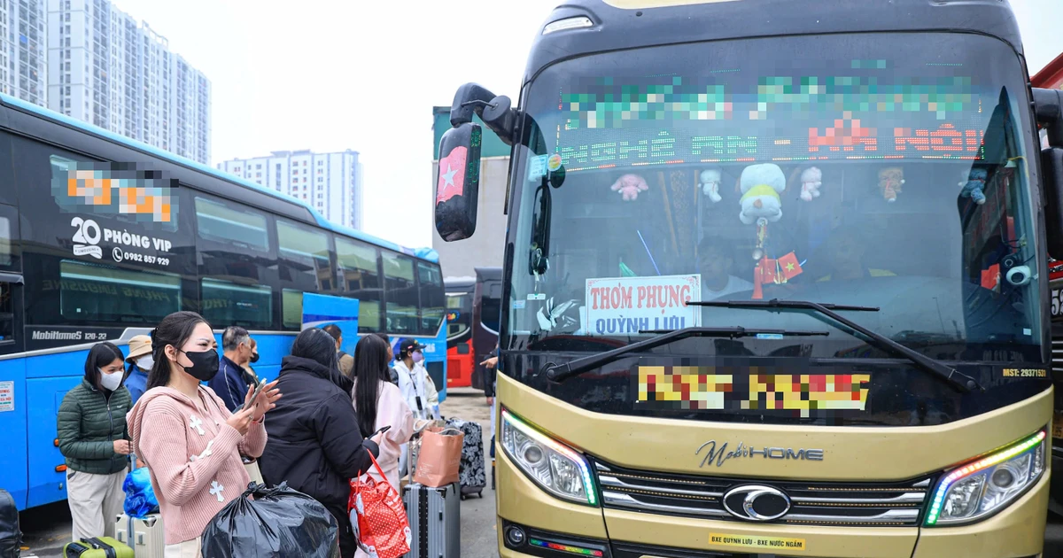 Cả trăm tuyến vận tải khách tăng giá vé do giá xăng dầu tăng, cao nhất khoảng 50%