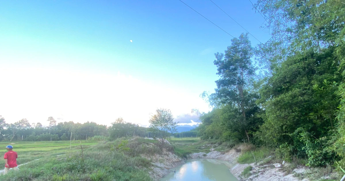 2 em nhỏ rơi xuống ao tử vong