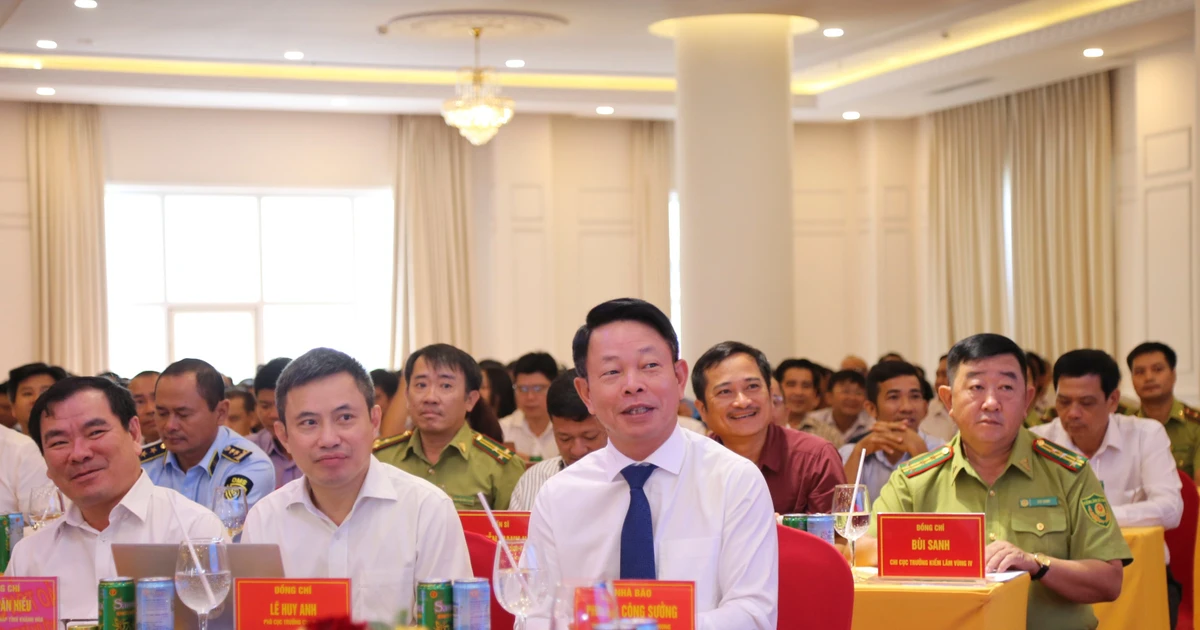 Đang Hội thảo ‘Bảo tồn chim Yến gắn với phát triển bền vững thương hiệu Yến sào Khánh Hòa’