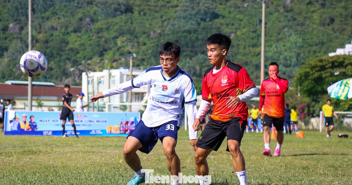 Nóng cuộc đua ngôi vương giải bóng đá Thanh niên công nhân 2026
