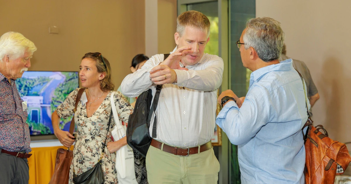 Chủ nhân Giải Nobel Vật lý năm 2012 cùng nhiều nhà khoa học trên thế giới đến Gia Lai