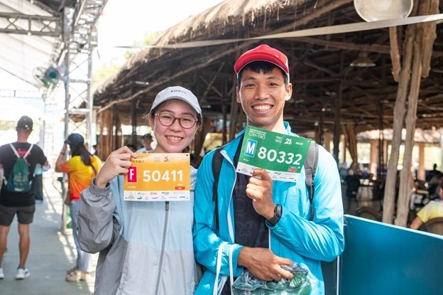 Háo hức trên cung đường giữa siêu đô thị biển đang 'thay áo'