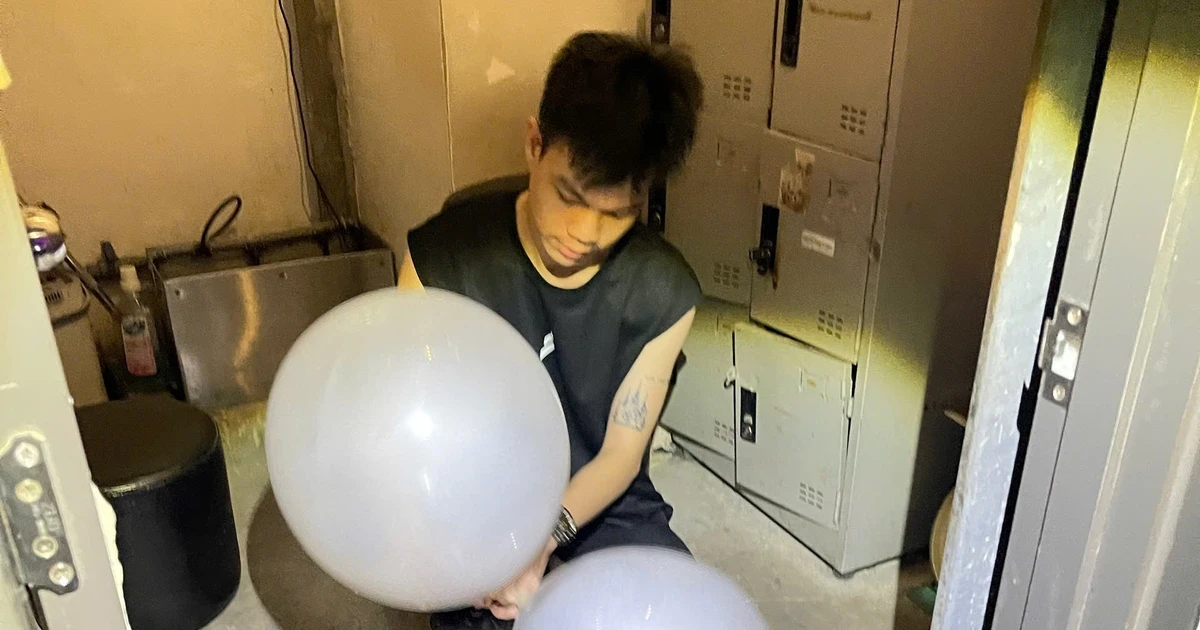 Bắt nhóm điều hành quán bar, mua bán hàng chục nghìn quả 'bóng cười' tại TPHCM