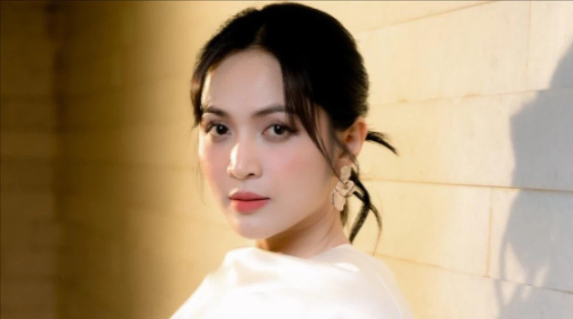 Duyên Quỳnh rơi vào vết xe đổ