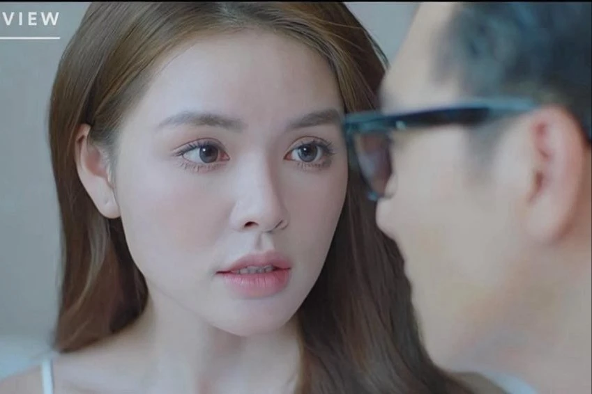 Người tình màn ảnh kém 16 tuổi của Mạnh Trường