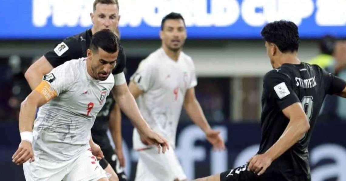 Bình luận viên World Cup bị cấm sóng